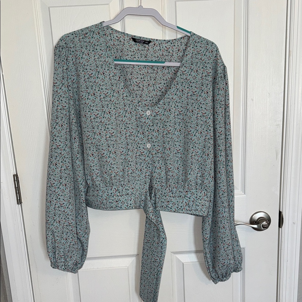 Elegant Floral Button-Up Blouse